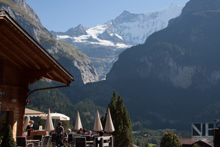 Blick auf die Fiescherhörner von Grindelwald aus, Kanton Bern, Schweiz