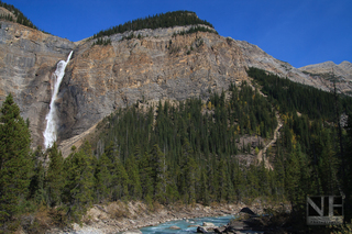 Takakkaw Wasserfall im Yoho National Park, British Columbia, Kanada (Zweitgrößter Wasserfall Kanadas)